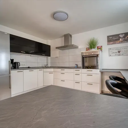 Apartment Gaestehaus Lydia Ensch