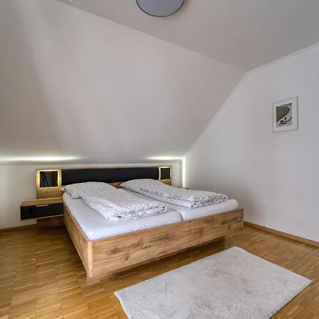 Apartmán Ferienweingut Willwert Ensch